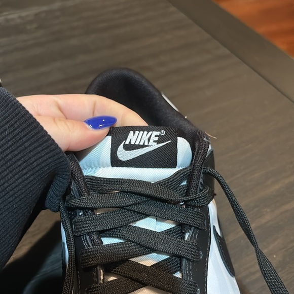 Men’s Nike Dunks - Picture 3 of 4